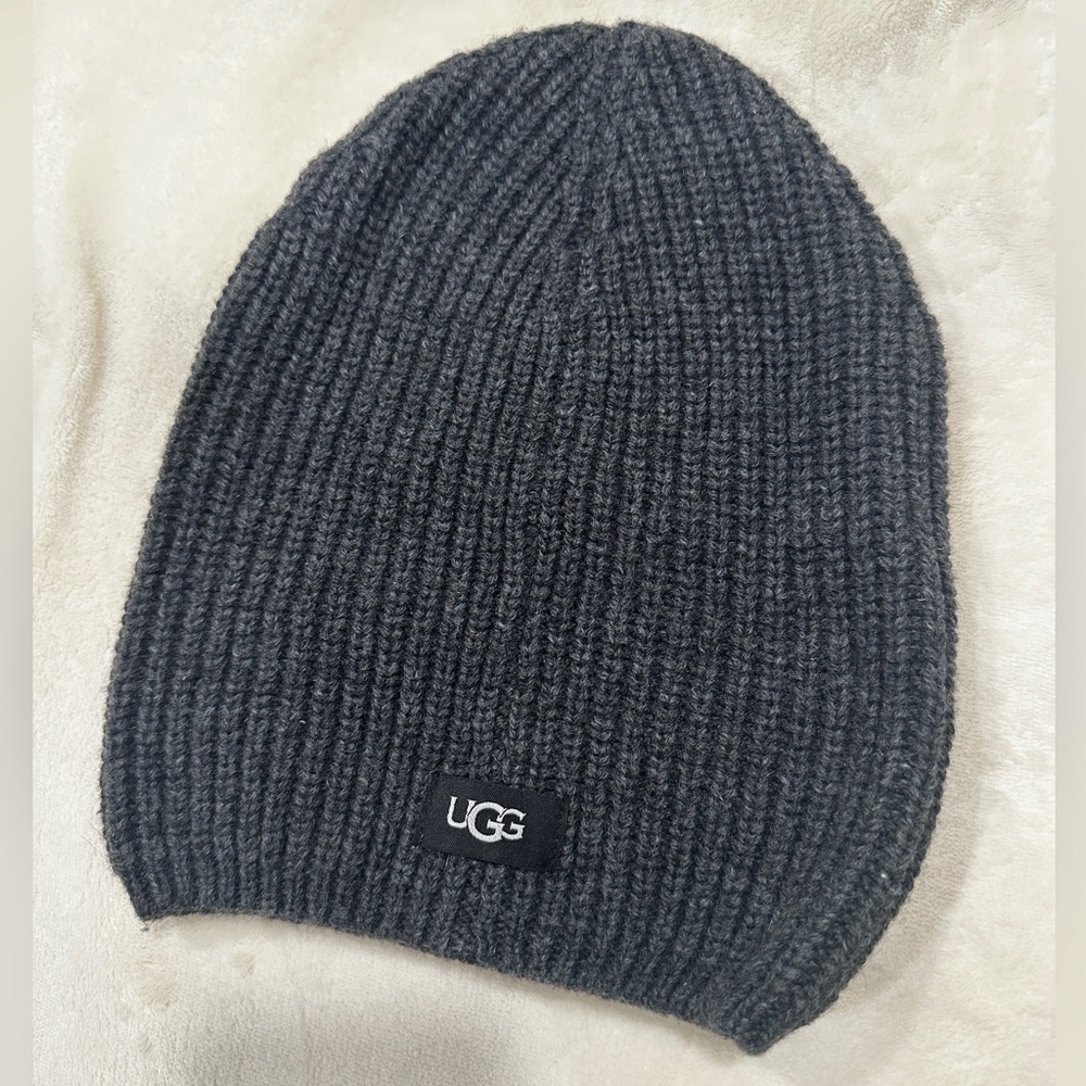UGG Oversized Ribbed Beanie (OS) Charcoal [NWT]